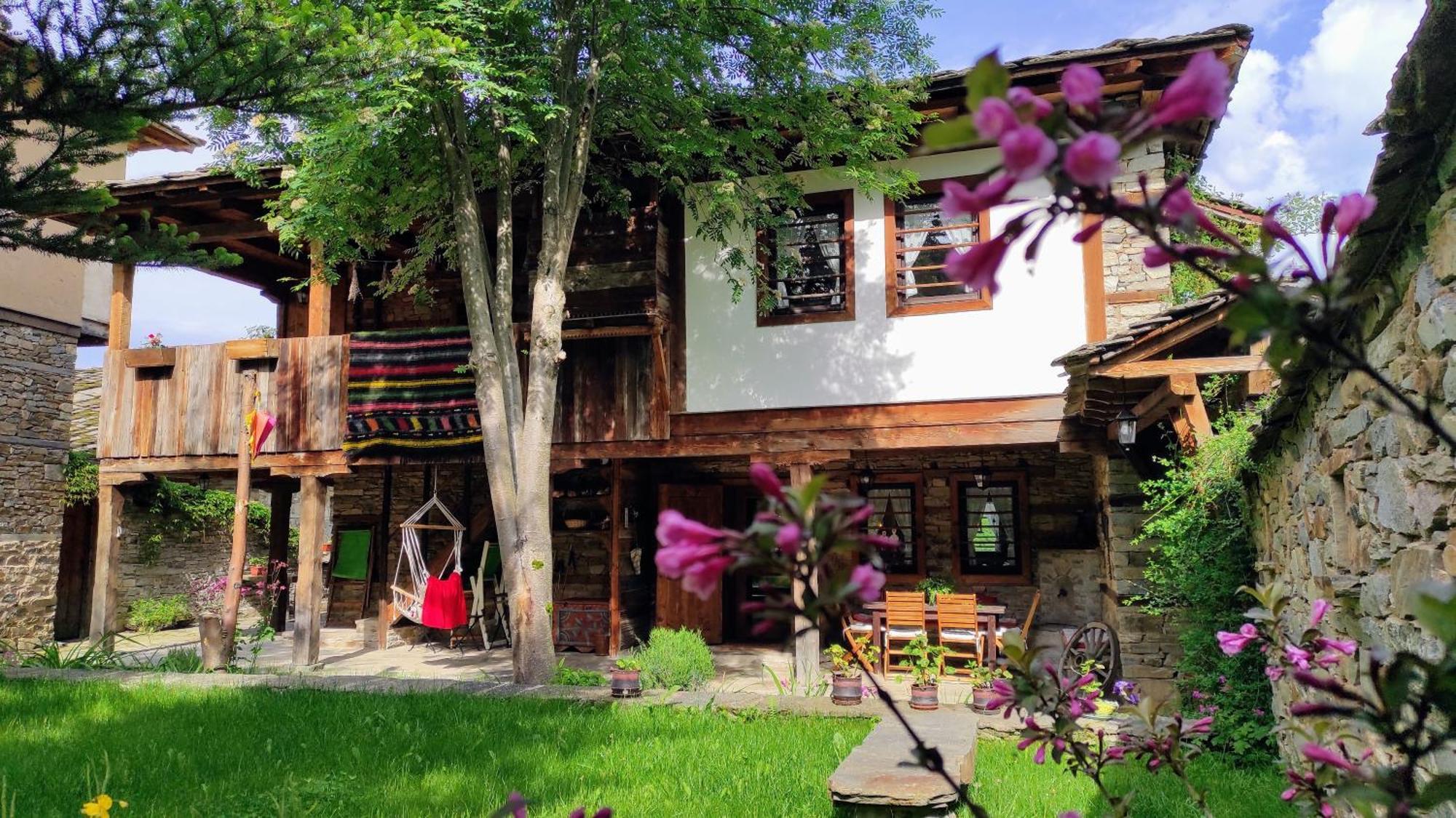 Kalinia Guesthouse B&B Kovačevica Esterno foto